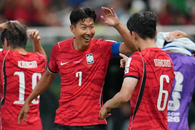 Son Heung Min gây thất vọng